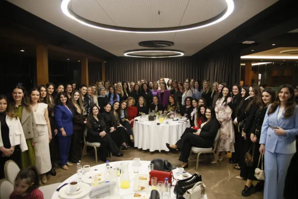 Supruga predsjednika BS priredila iftar za članice Foruma žena BS