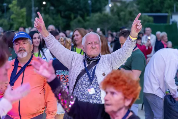 Svečano zatvoren treći Senior fest uz koncert Hanke Paldum i dodjelu priznanja