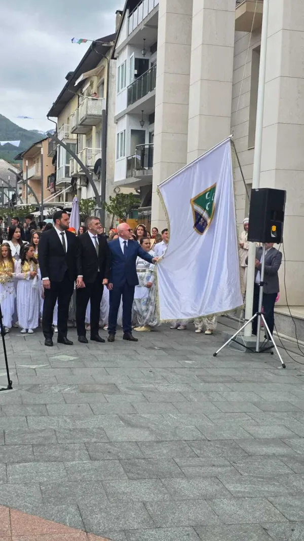 U Gusinju održana centralna proslava povodom 11. maja &ndash; Dana bo&scaron;njačke zastave
