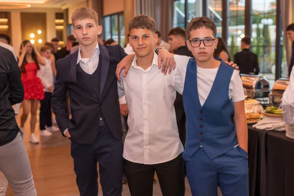 (FOTO) O&Scaron; &bdquo;Radojica Perović&rdquo; ispraća polumaturante