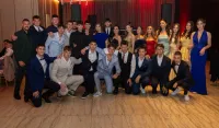 (FOTO) Učenici Gimnazije &bdquo;Petar I Petrović Njego&scaron;&rdquo; iz Danilovgrada proslavili matursko veče