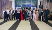 (FOTO) Maturski bal đaka SS&Scaron; "Ivan Uskoković"