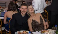 (FOTO) Matursko veče đaka SE&Scaron; "Mirko Ve&scaron;ović"