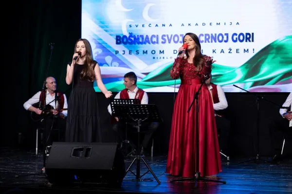 U Bijelom Polju održana Svečana akademija &bdquo;Bo&scaron;njaci svojoj Crnoj Gori&ldquo;