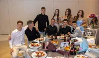 (FOTO) Polumatursko veče đaka O&Scaron; "Milan Vukotić"