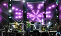 (FOTO) Dan nezavisnosti u Baru uz spektakularne nastupe grupa Who See i Dubioza kolektiv