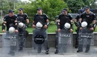 (VIDEO/FOTO) Protest studenata u Beogradu: Direktor policije saop&scaron;tio da je na skupu 34.000 ljudi, Arhiv javnih skupova tvrdi da ih je vi&scaron;e od 100.000