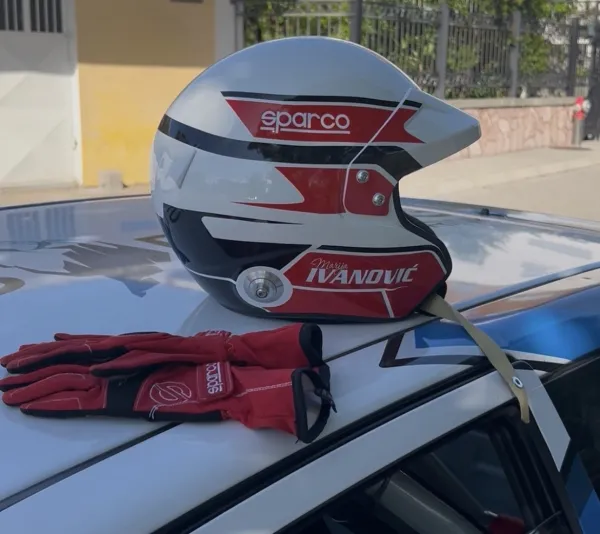 (FOTO/VIDEO) Automobilistkinja Marija Ivanović - gas do kraja, cilj samo vrh