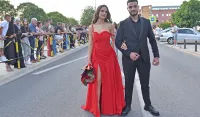 (FOTO) Maturski defile učenika Srednje mje&scaron;ovite &scaron;kole "25. maj"