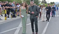 (FOTO) Maturski defile učenika Srednje mje&scaron;ovite &scaron;kole "25. maj"