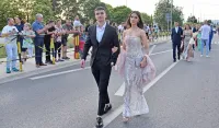 (FOTO) Maturski defile učenika Srednje mje&scaron;ovite &scaron;kole "25. maj"
