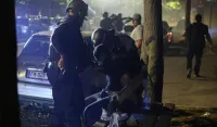 (FOTO/VIDEO) Haos u Francuskoj nakon pobjede PSŽ-a: Stotine uhap&scaron;enih, ima povrijeđenih