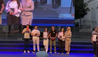 (FOTO/VIDEO) "Dan najboljih" na Trgu nezavisnosti: Grad nagradio najbolje polumaturante