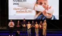 (FOTO/VIDEO) "Dan najboljih" na Trgu nezavisnosti: Grad nagradio najbolje polumaturante