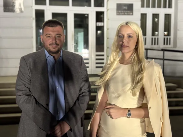 (VIDEO) Bez dogovora oko kandidata za predsjednika Skup&scaron;tine Glavnog grada: Preokret u igri, &scaron;kripi između PES-a i DNP-a
