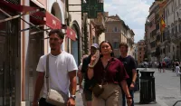 (FOTO) Vlada Francuske zabranila alkoholna pića i otkazala manifestacije zbog vrućine
