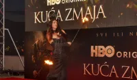 Vatra, more i zmajevi: MTEL i HBO Max premijerno prikazali &bdquo;Kuću Zmaja&ldquo; pod zvijezdama na Lu&scaron;tici