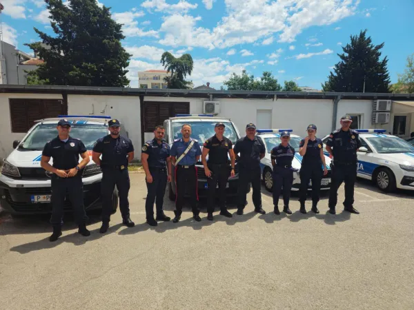 (FOTO) Međunarodna policijska saradnja za bezbjednu turističku sezonu