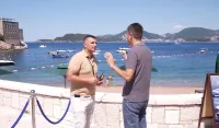 (VIDEO/FOTO) Grupa mje&scaron;tana Budve i političkih funkcionera blokirala grad hotel Sveti Stefan