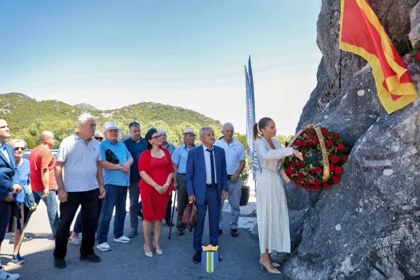 (VIDEO/FOTO) &Scaron;irom Bara obilježen Dan državnosti i Dan ustanka protiv fa&scaron;izma