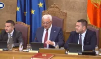 (VIDEO) Spajić: DSP podijelio preko sto hiljada besplatnih karata, stan nisam dobio; Abazović: Izgubili ste namje&scaron;tenu utakmicu