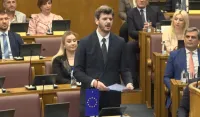 (VIDEO) Spajić: DSP podijelio preko sto hiljada besplatnih karata, stan nisam dobio; Abazović: Izgubili ste namje&scaron;tenu utakmicu