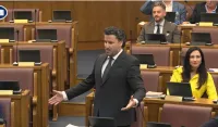(VIDEO) Spajić: DSP podijelio preko sto hiljada besplatnih karata, stan nisam dobio; Abazović: Izgubili ste namje&scaron;tenu utakmicu