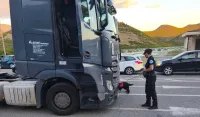 (FOTO) Pojačane aktivnosti GP: Uhap&scaron;eno pet stranih državljana, pronađena droga i falsifikovane isprave
