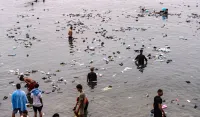 (FOTO/ VIDEO) Seuta kao ratna zona: Migranti lutaju ulicama, grad zatrpan smećem