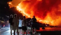(FOTO) Ogromna &scaron;teta od požara kod Omi&scaron;a: Izgorjelo 28 kuća, 45 plovila, 106 vozila