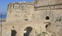 (FOTO) Kirenija na Sjevernom Kipru: Grad u kojem more pamti duže od ljudi