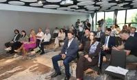 (FOTO) Panel diskusija &bdquo;Dana&ldquo;: Korupcija duboko ukorijenjena, borba neophodna zajedničkim djelovanjem