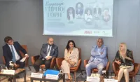 (FOTO) Panel diskusija &bdquo;Dana&ldquo;: Korupcija duboko ukorijenjena, borba neophodna zajedničkim djelovanjem