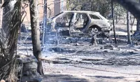 (FOTO) Veliki požar na Braču: Evakuisano 700 ljudi, među njima i dvije porodice sa Cetinja
