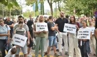(VIDEO) Roditelji protestuju ispred Ustavnog suda, najavljuju blokade vrtića