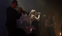 (VIDEO/FOTO) Spektakl u Bemax Areni: Senidah bacila Podgoricu u "beut"