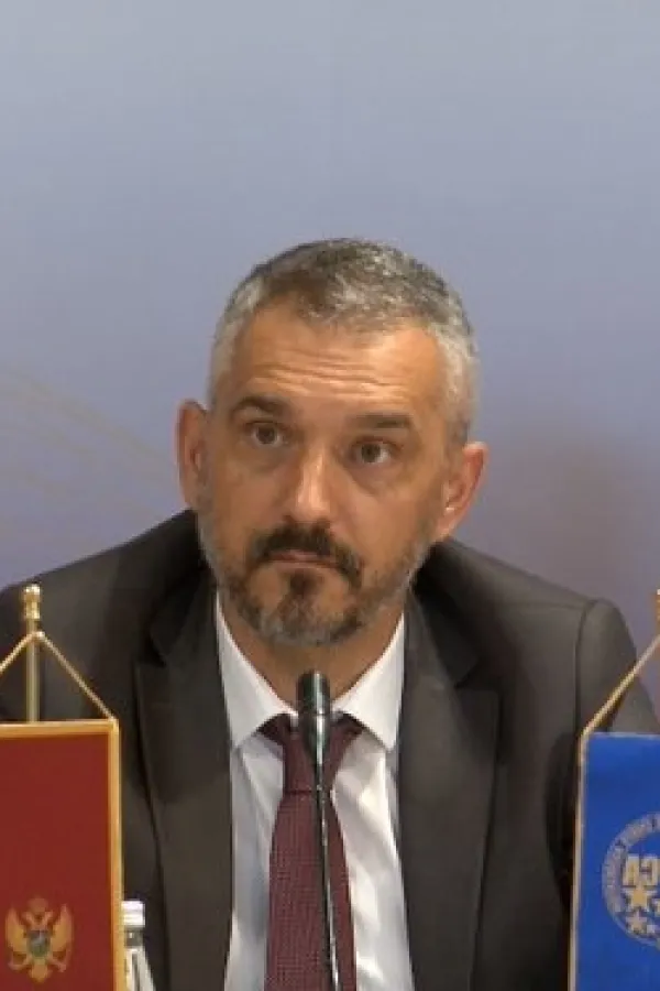 Брђанин: Неопходне координисане активности jачања капацитета у сузбиjању криминала
