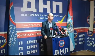 Милан Кнежевић