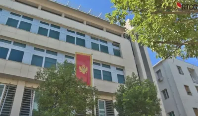 Донијета рјешења о брисању двије странке из регистра