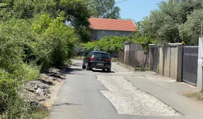 (ВИДЕО) Пета саниција Улице Васа Брацанова: Потонуле и бетонске закрпе