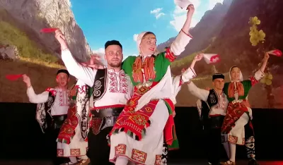 Друго вече фестивала фолклора у Котору: Игра и пјесма су културно добро