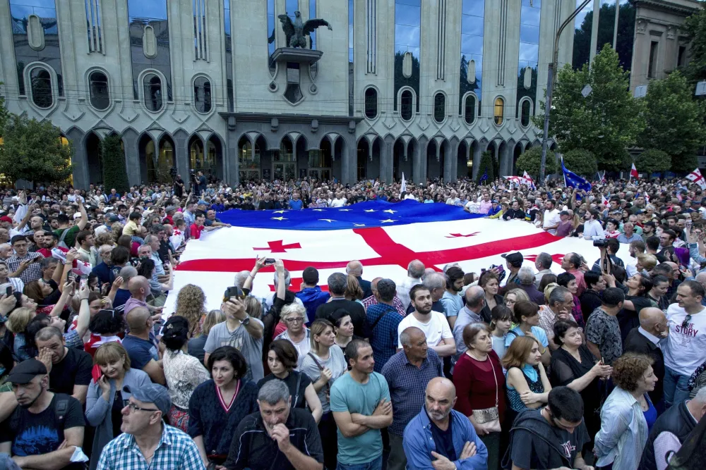 AP Photo/Shakh Aivazov