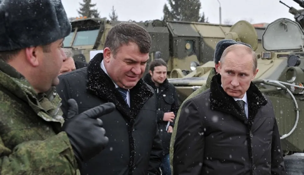 Vladimir Putin sa vojnim čelnicima