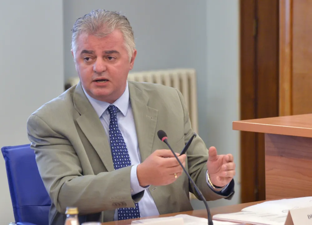 sjednica komisije za kontrolu privatizacije oko Kapa, Dragan Bojovic