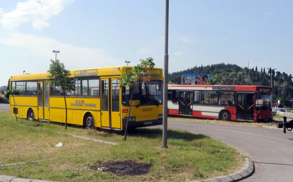 Prevoznik Alivodić se predomislio: Vratiće autobuse za Ponare i Botun, ali niјe rečeno kada