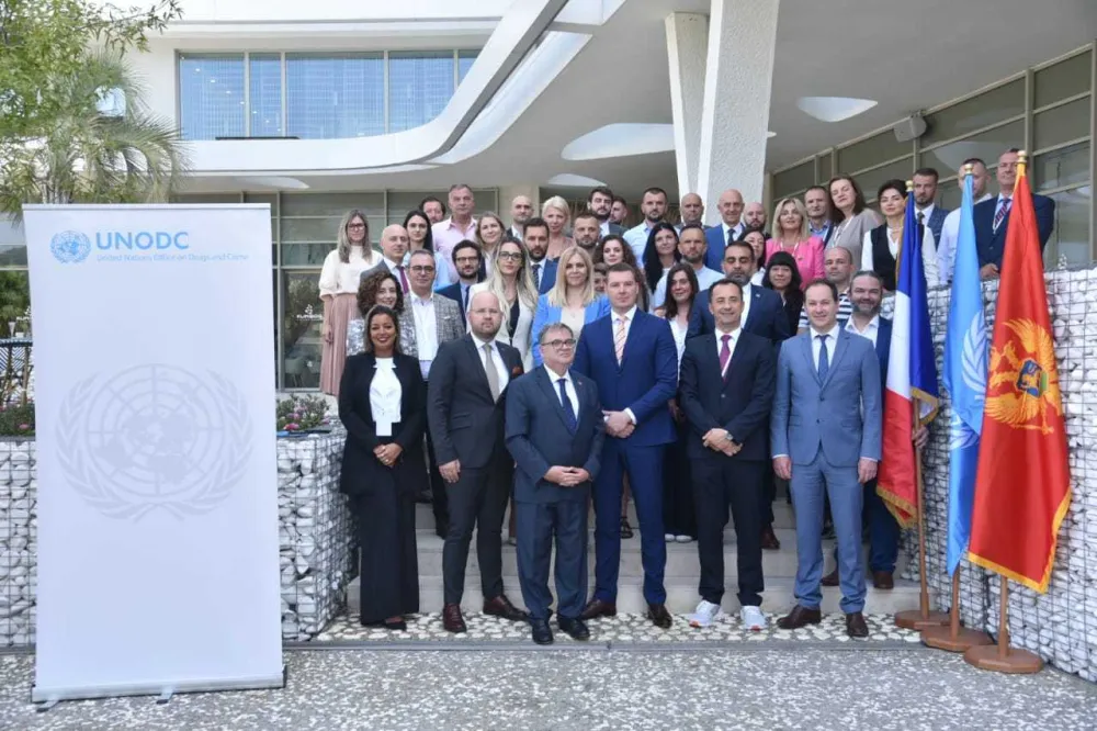 Filip Adžić&nbsp;otvorio Regionalni ekspertski sastanak za borbu protiv sajber i tehnolo&scaron;ki olak&scaron;ane trgovine ljudima