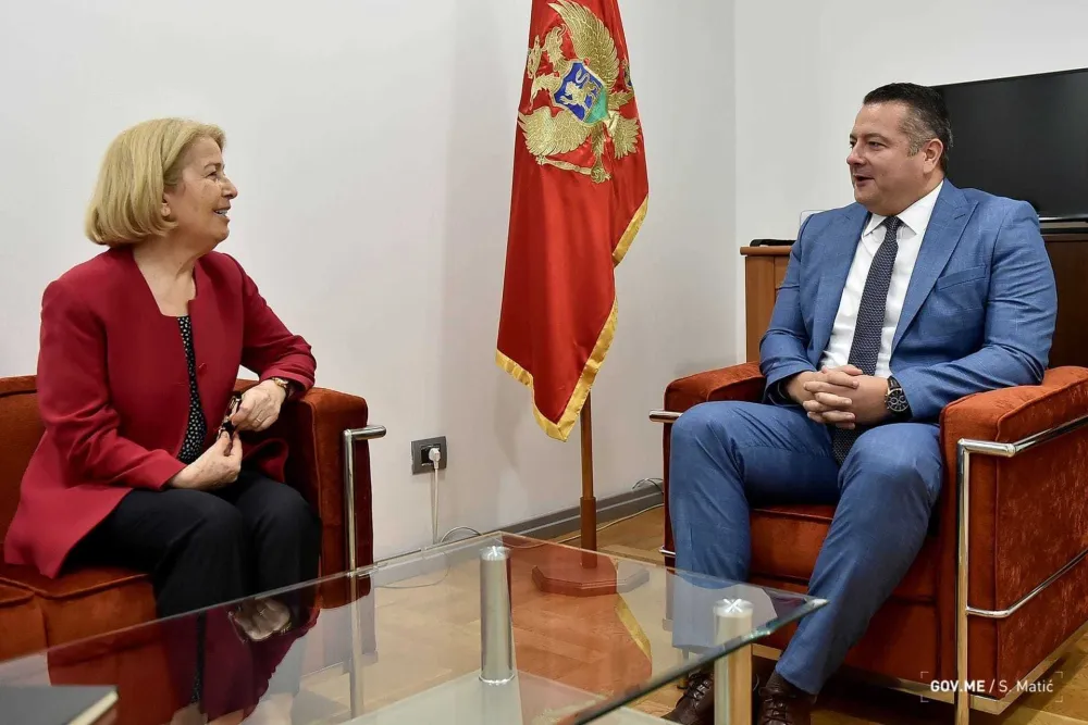 Songul Ozan i Adrijan Vuksanović