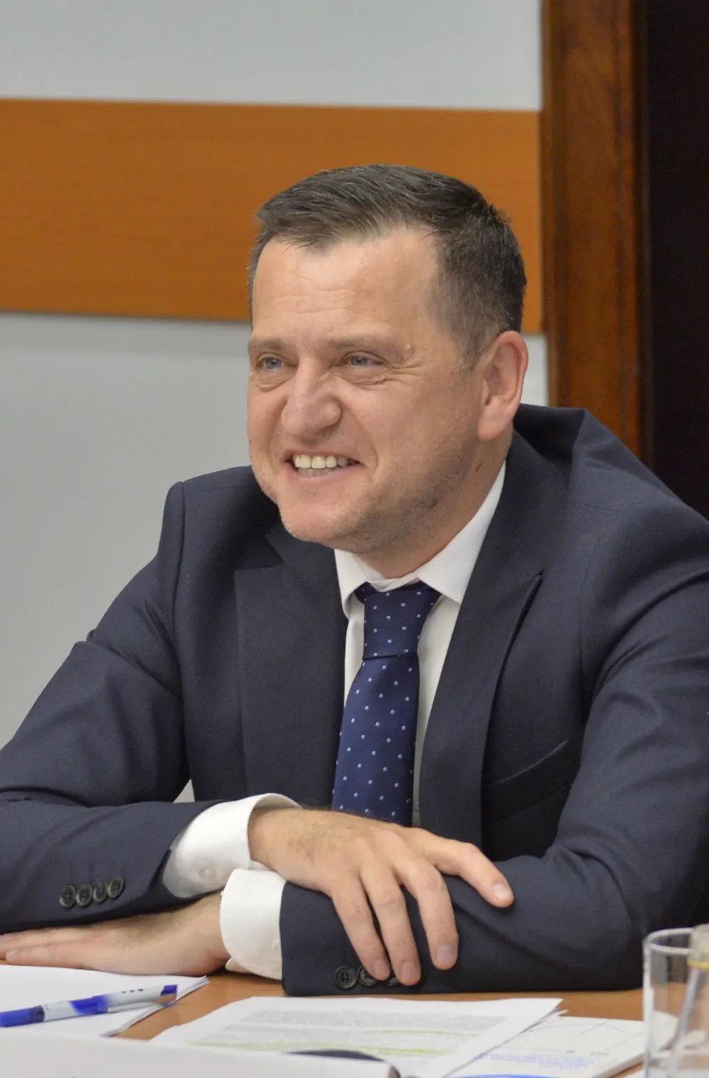 Odbor za ljudska prava, Kontrolno saslusanje ministara, Miomir Vojinovic ministar prosvete, Miomir Vojinovic