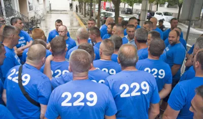 radnici zeljezare ispred vlade