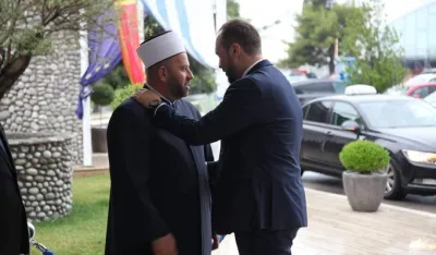 FOTO: Tviter